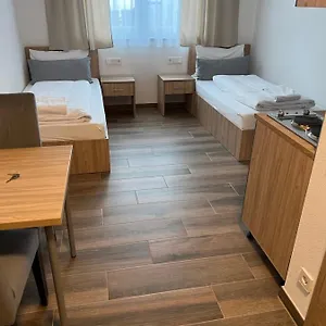  Hotel apartamentowy Boardinghouse Mds